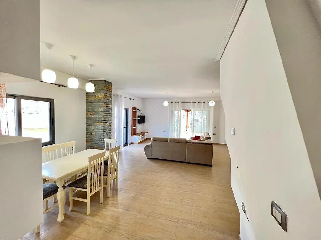 Luxury Penthouse With Seaview Διαμέρισμα Σαράντα